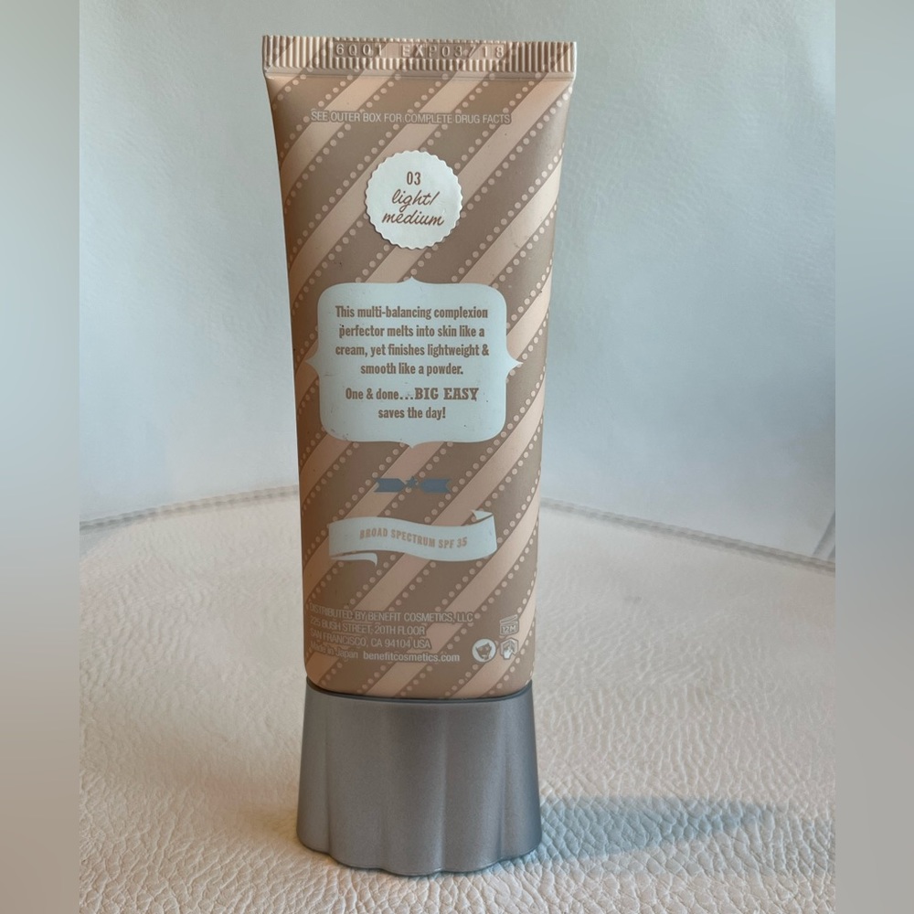 * Discontinued* Benefit Bigger than BB - multi balancing complexion perfector - Picture 5 of 11